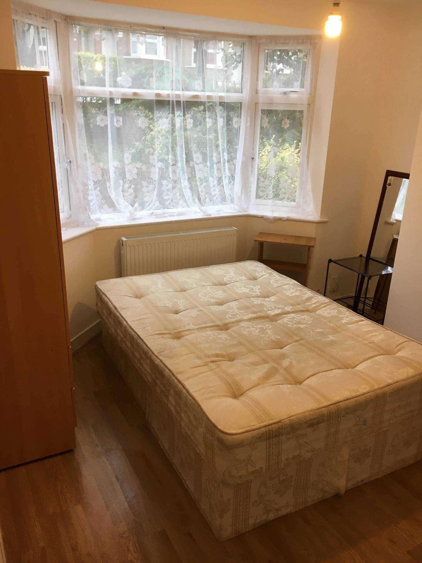 Property To Rent Wickham Lane, Thamesmead Aura Residential (ID 108)