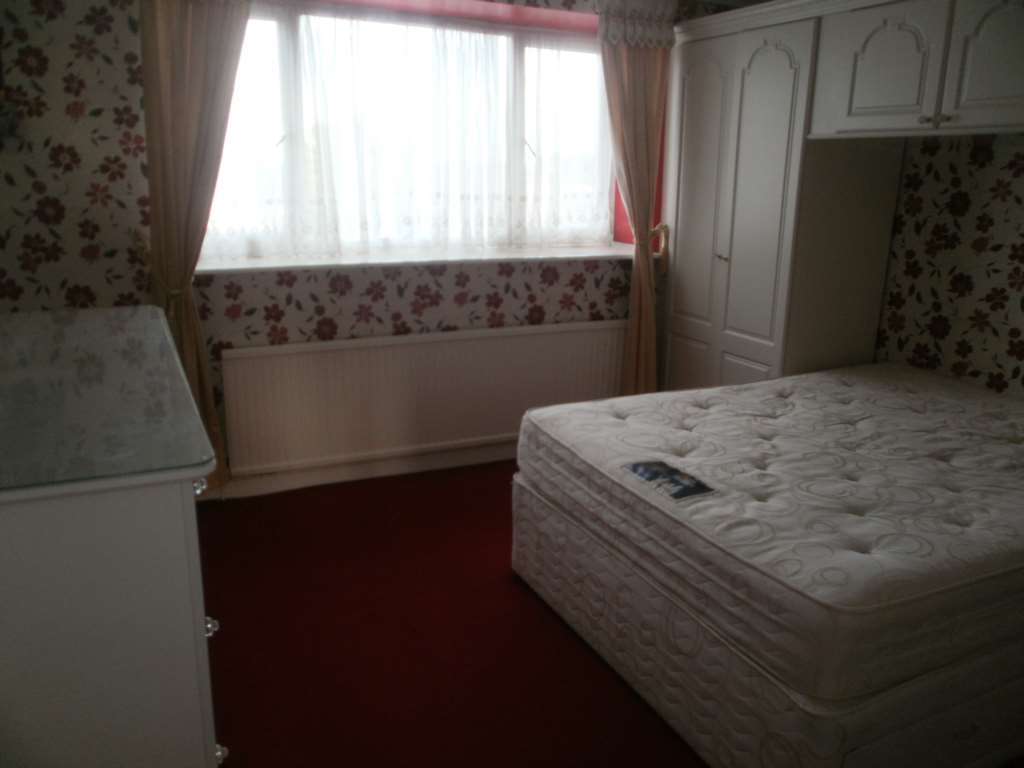 Property To Rent Norton Rd, Dagenham Aura Residential (ID 19)