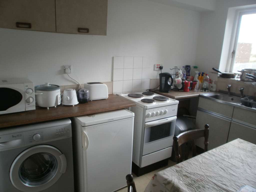 Property To Rent Gurney Close, Barking Aura Residential (ID 64)
