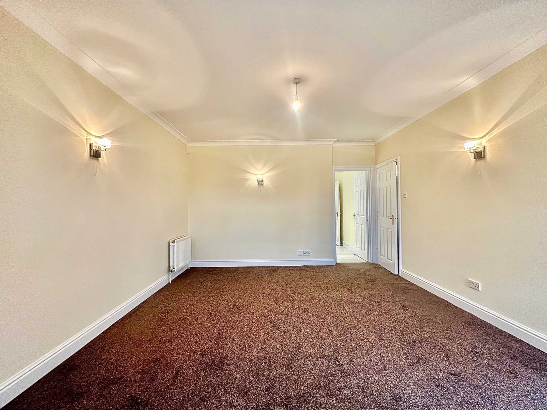 Sunningfields Road, Hendon, London NW4, Image 4