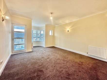Sunningfields Road, Hendon, London NW4, Image 2
