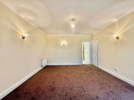 Sunningfields Road, Hendon, London NW4, Image 4