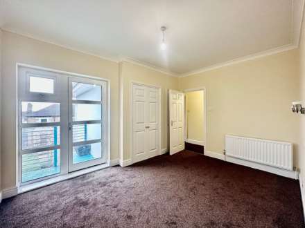 Sunningfields Road, Hendon, London NW4, Image 6