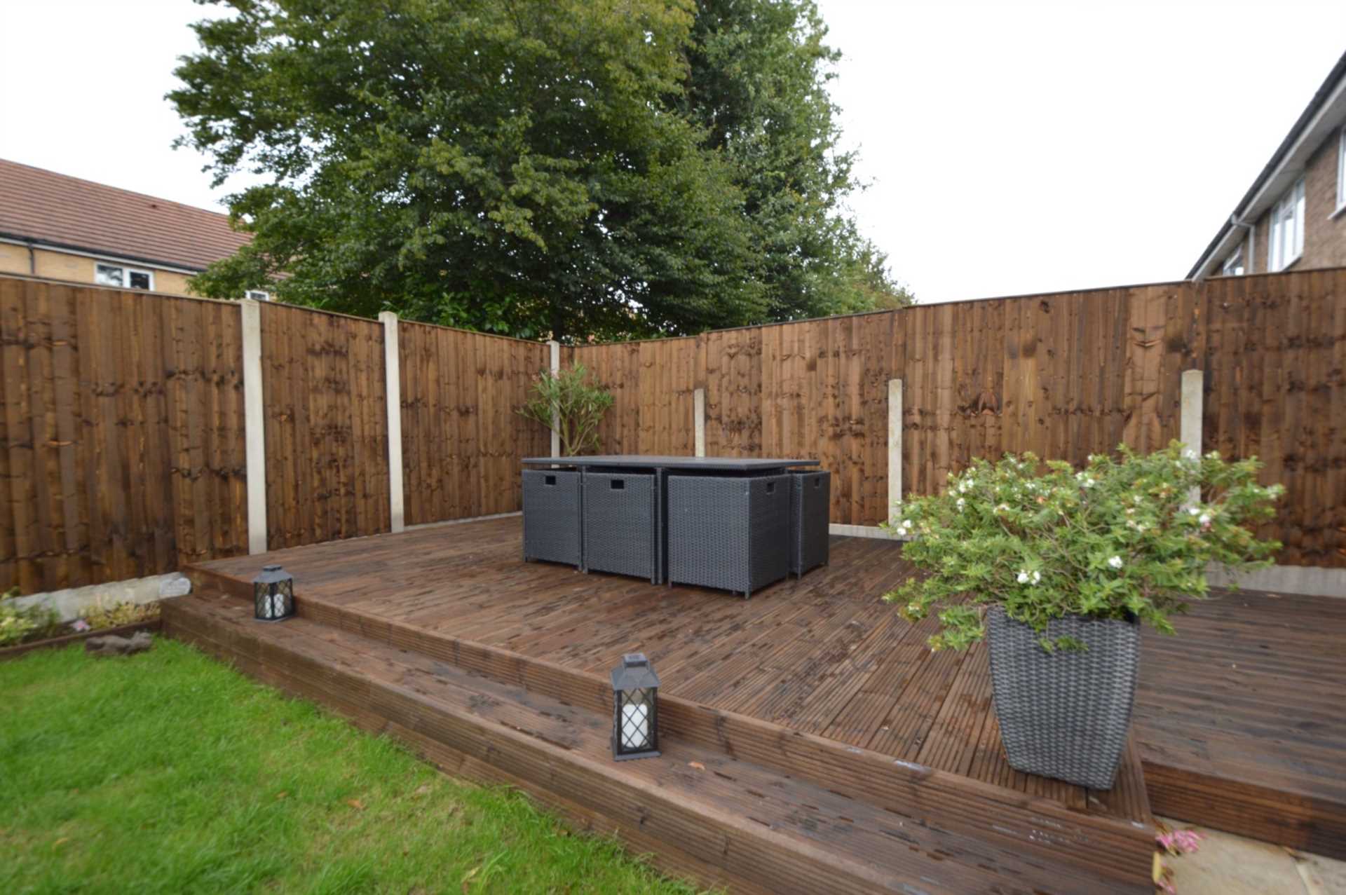 Keats Close, Chigwell IG7, Image 11