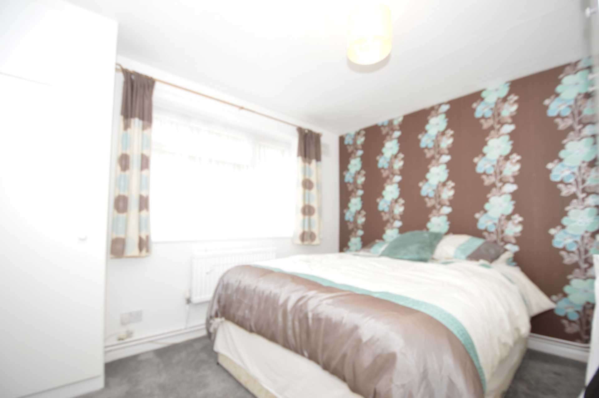 Keats Close, Chigwell IG7, Image 4