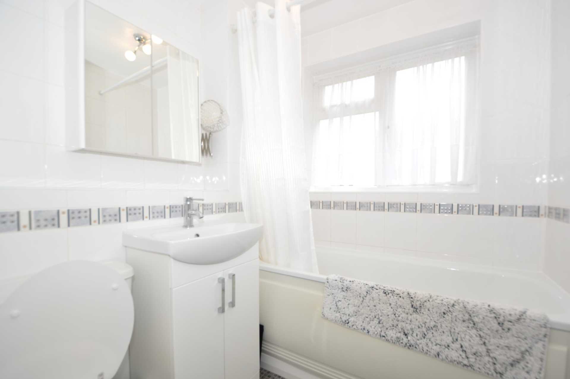 Keats Close, Chigwell IG7, Image 6