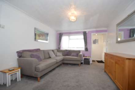 Keats Close, Chigwell IG7, Image 1
