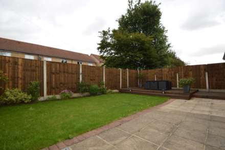 Keats Close, Chigwell IG7, Image 10