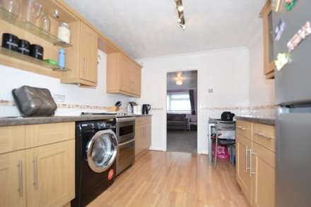 Keats Close, Chigwell IG7, Image 9