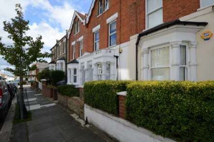 Holly Park Road, Friern Barnet, London N11, Image 9