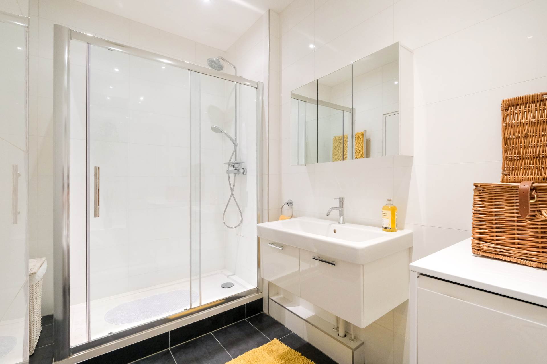 Shepherdess Walk, Islington London N1, Image 24