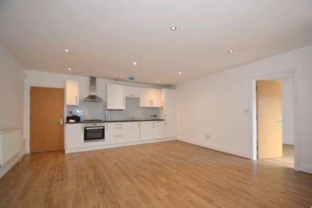 3 Bedroom Apartment, High Street, High Barnet EN5