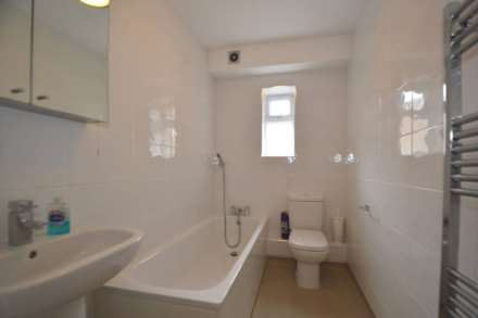 High Street, High Barnet EN5, Image 10