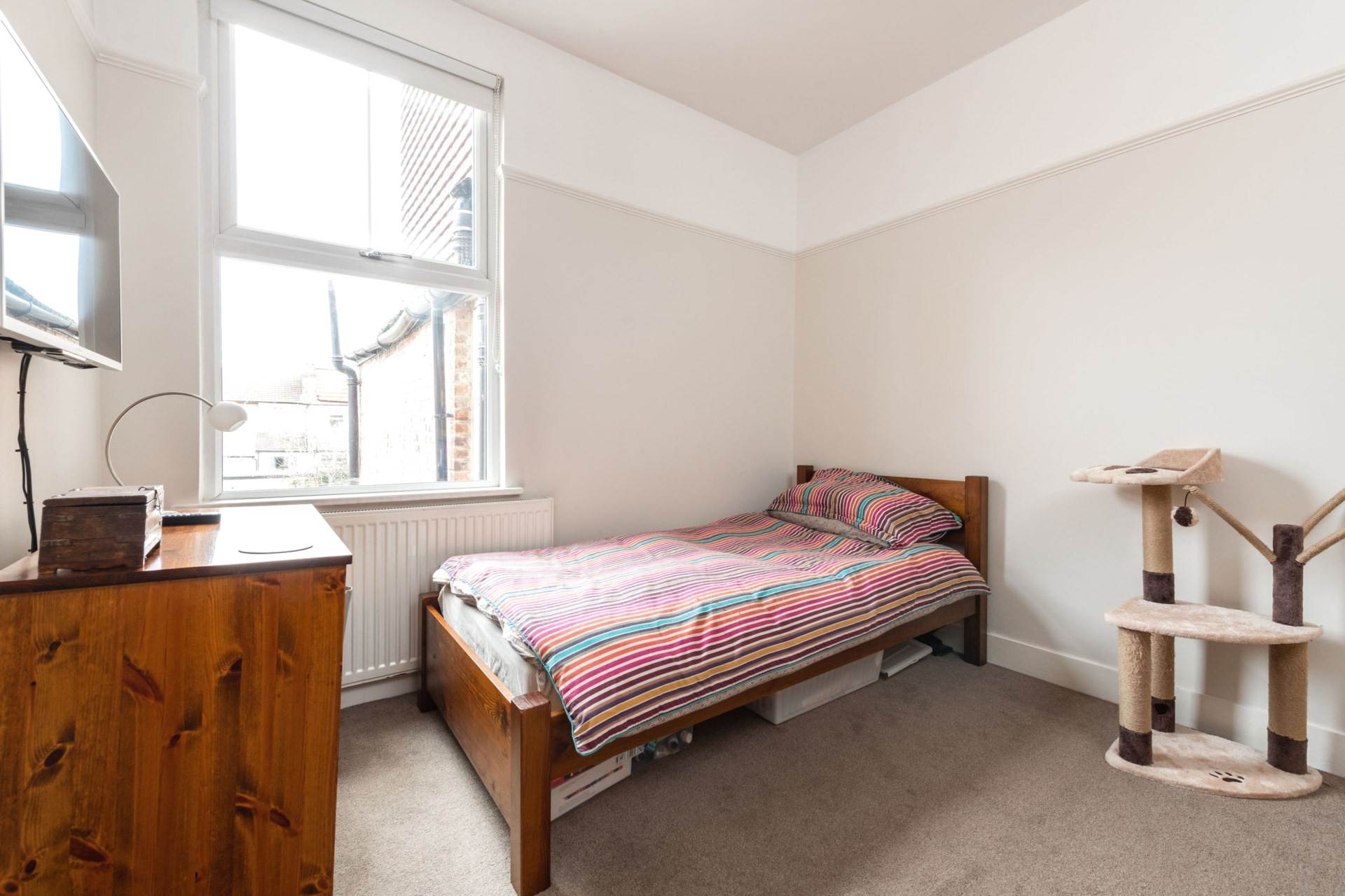Fotheringham Road, Enfield, Image 11