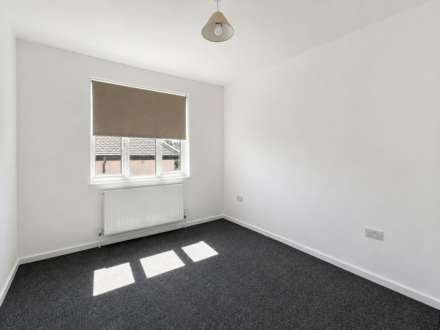 Woodhouse Road, North Finchley, London N12, Image 4