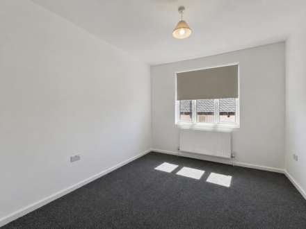 Woodhouse Road, North Finchley, London N12, Image 5