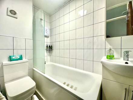 Pembroke Road, Walthamstow, London E17, Image 10