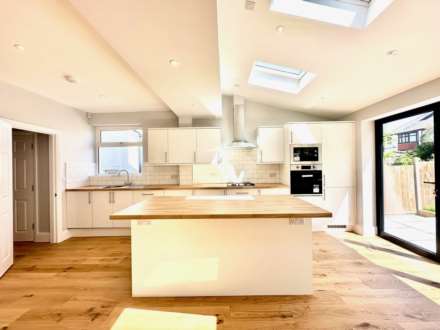 Thurlestone Avenue, London, Image 6