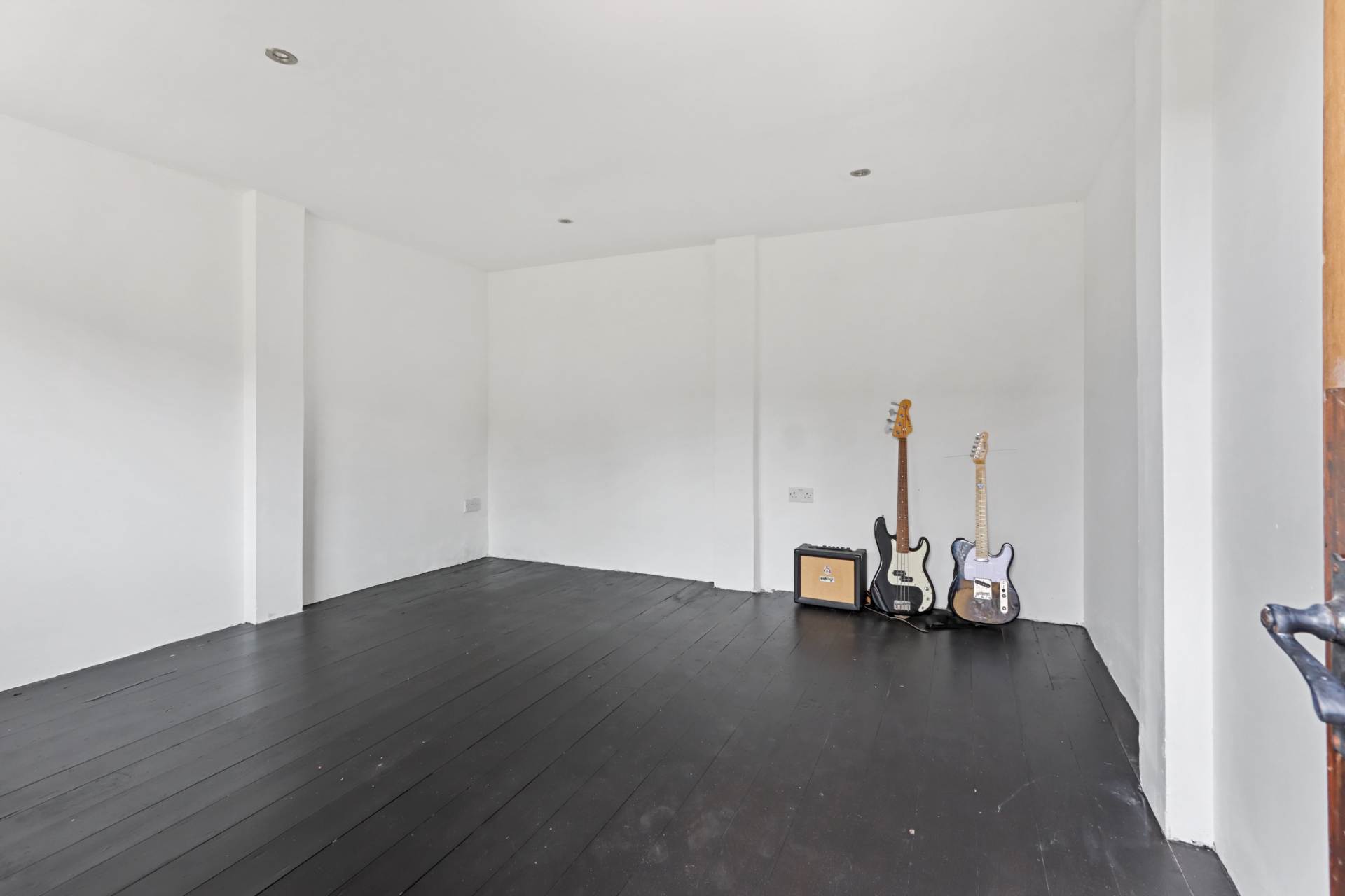 Parkhurst Road, London, Image 17