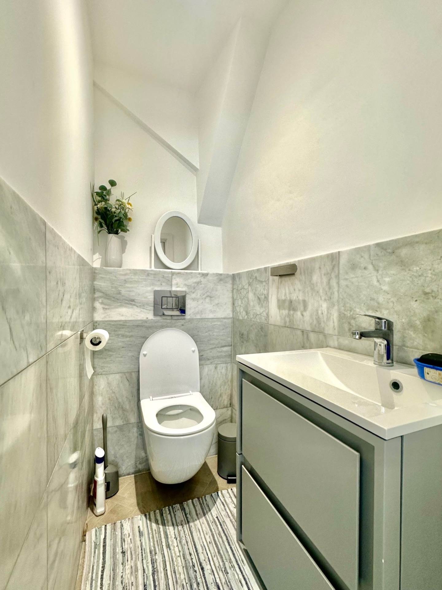 Lewes Road, North Finchley, London N12, Image 14