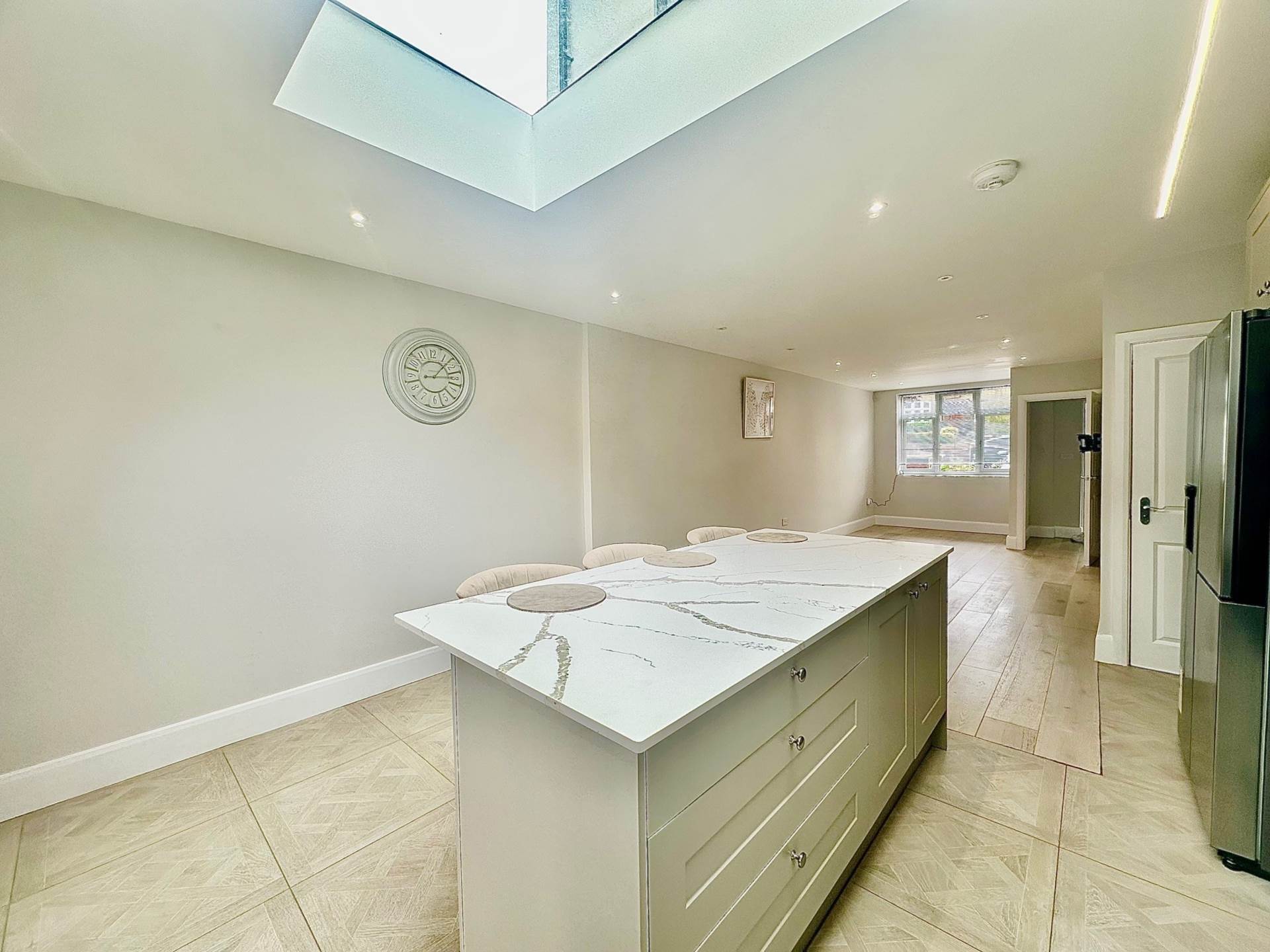 Lewes Road, North Finchley, London N12, Image 7