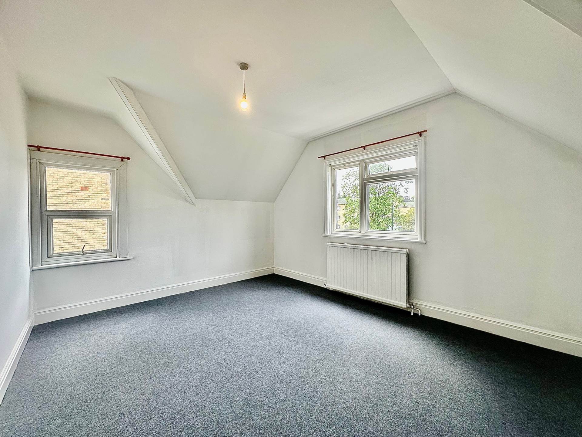 Colney Hatch Lane, Muswell Hill, London N10, Image 6