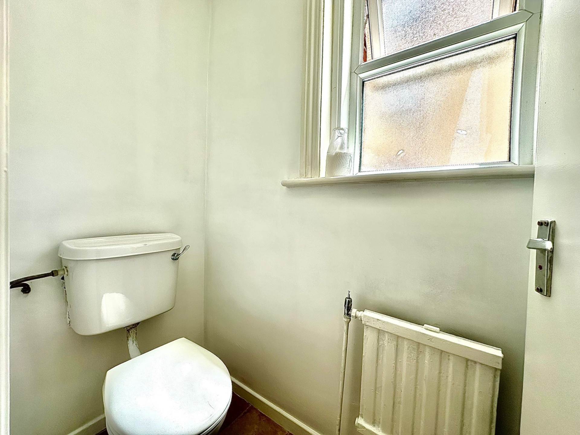 Colney Hatch Lane, Muswell Hill, London N10, Image 8