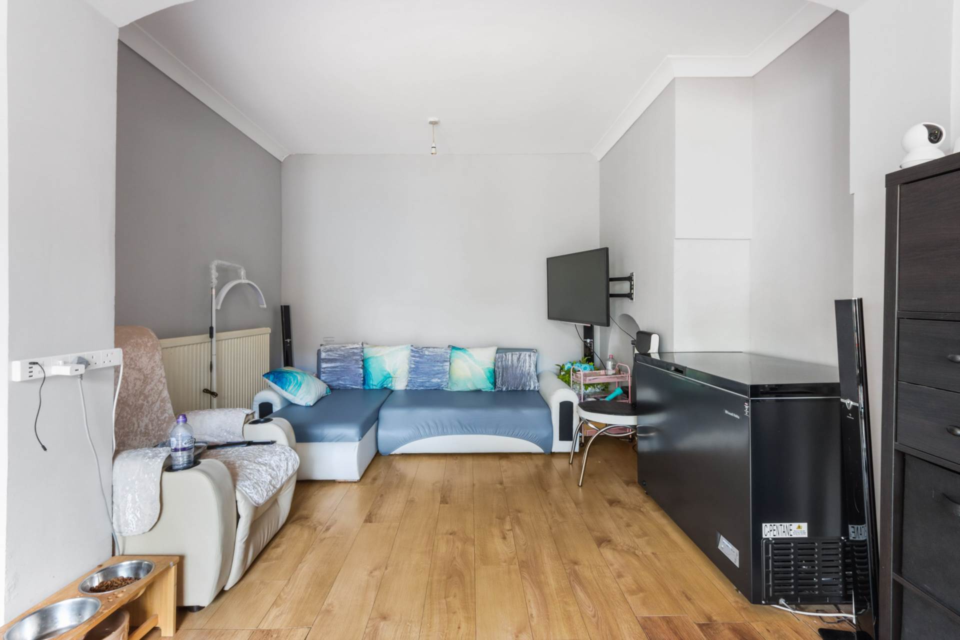 Woodleigh Avenue, London, Image 5