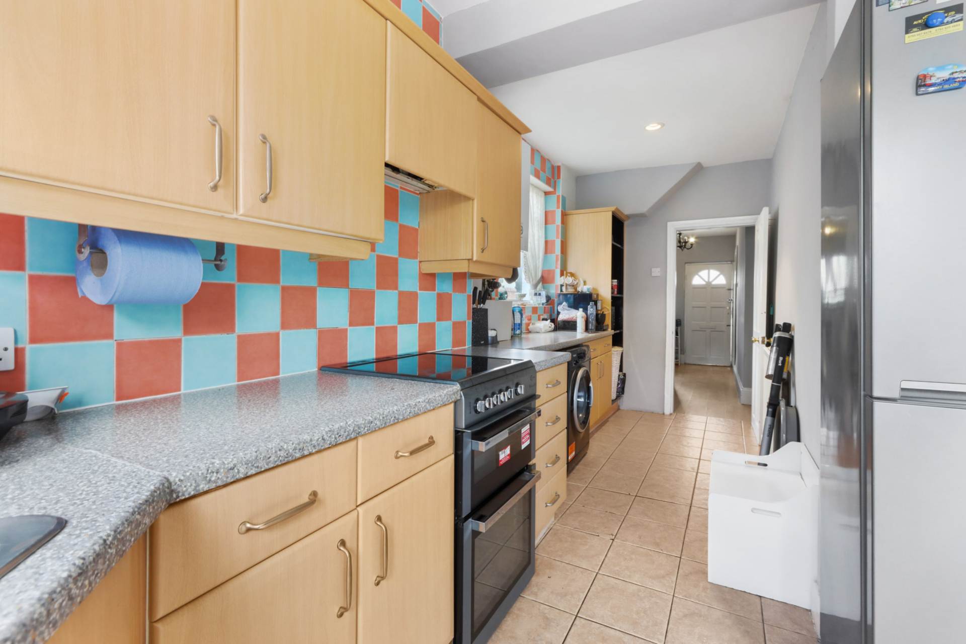 Woodleigh Avenue, London, Image 6