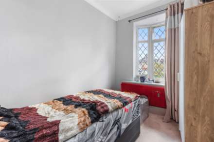 Woodleigh Avenue, London, Image 9