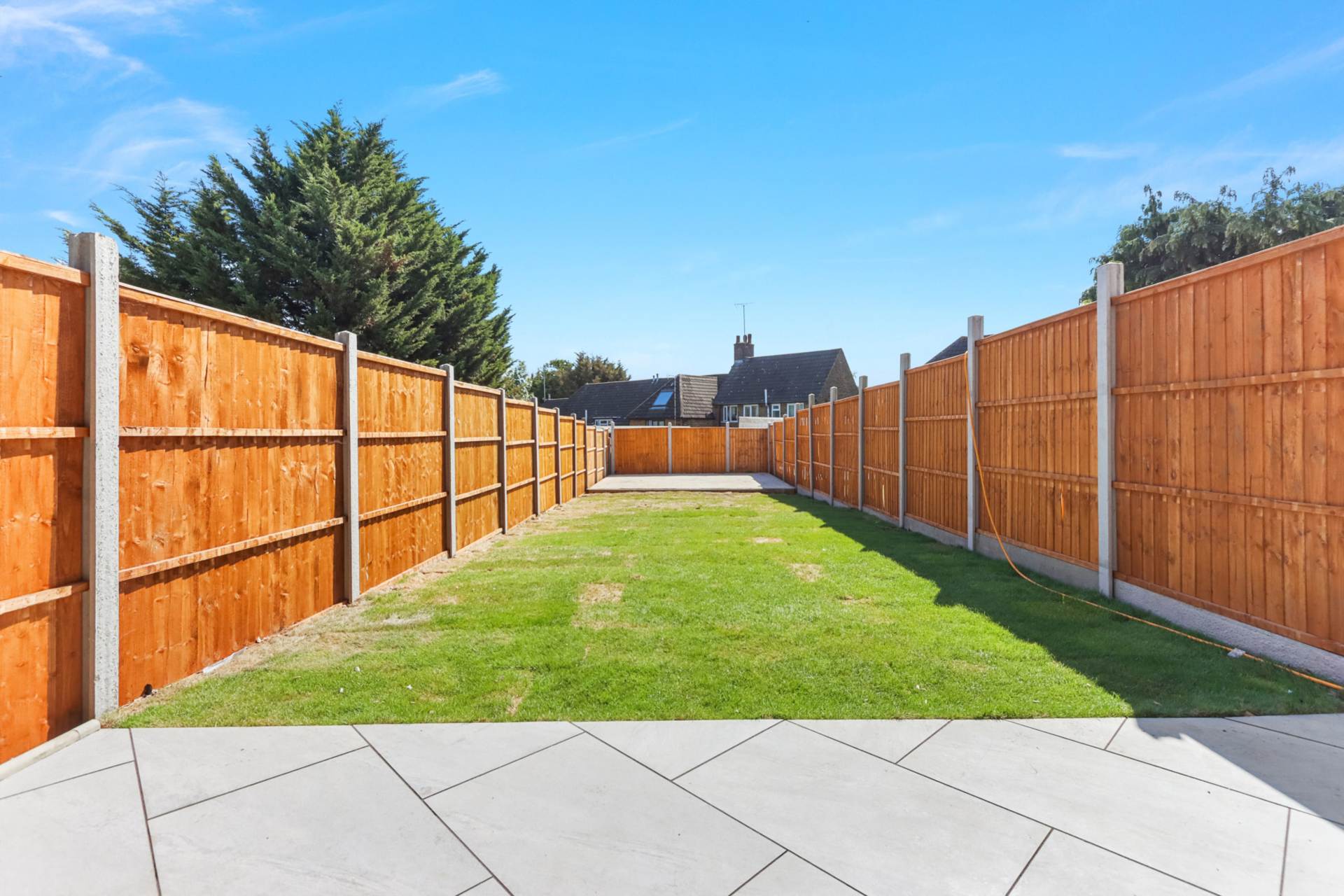Crescent Way, London, Image 11