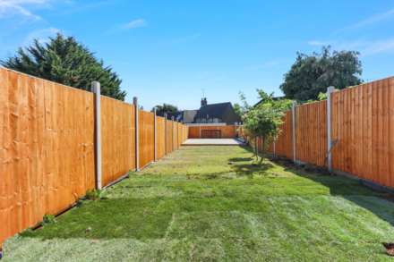 Crescent Way, London, Image 10