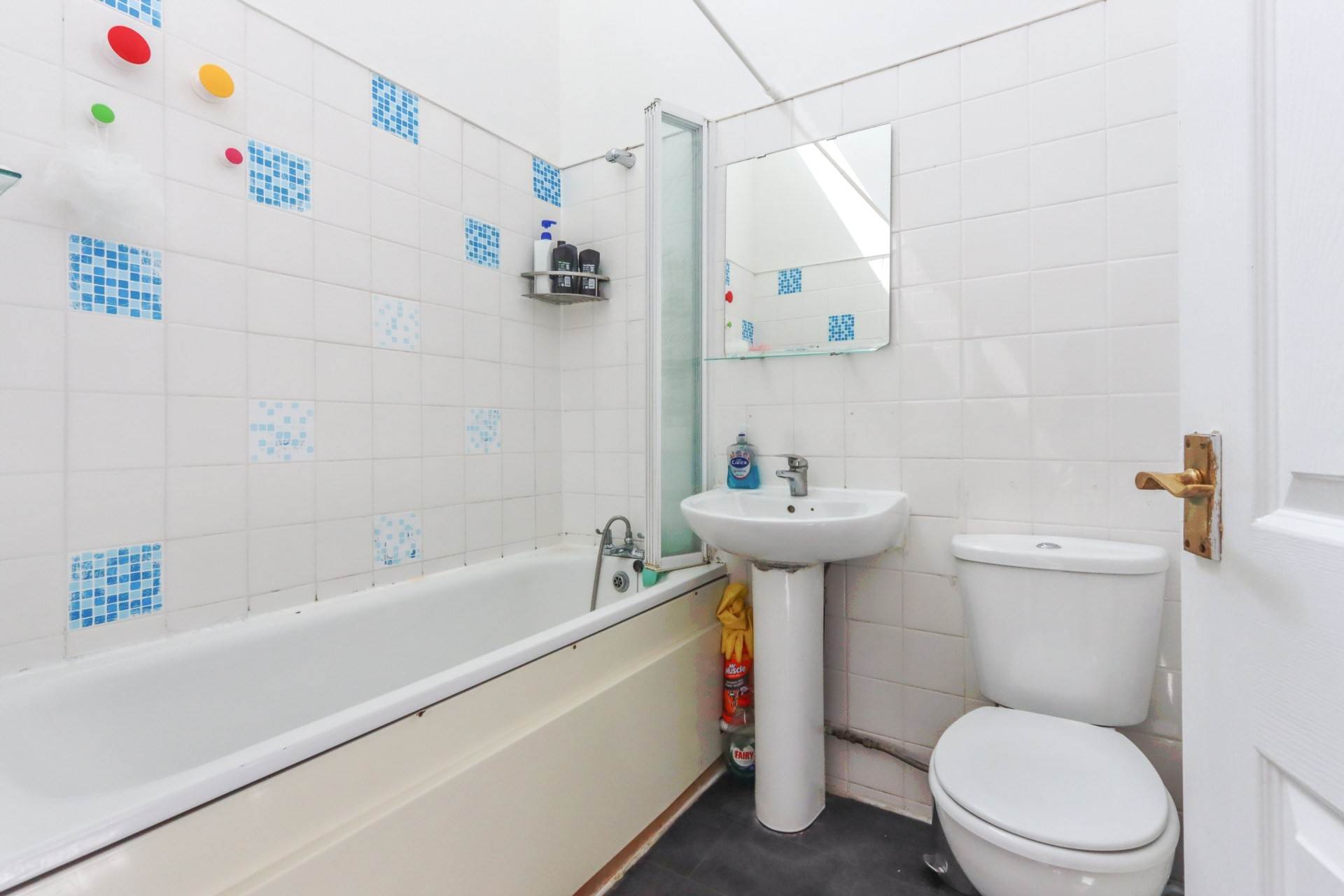 Hurstwood Court, Woodhouse Road, Image 8