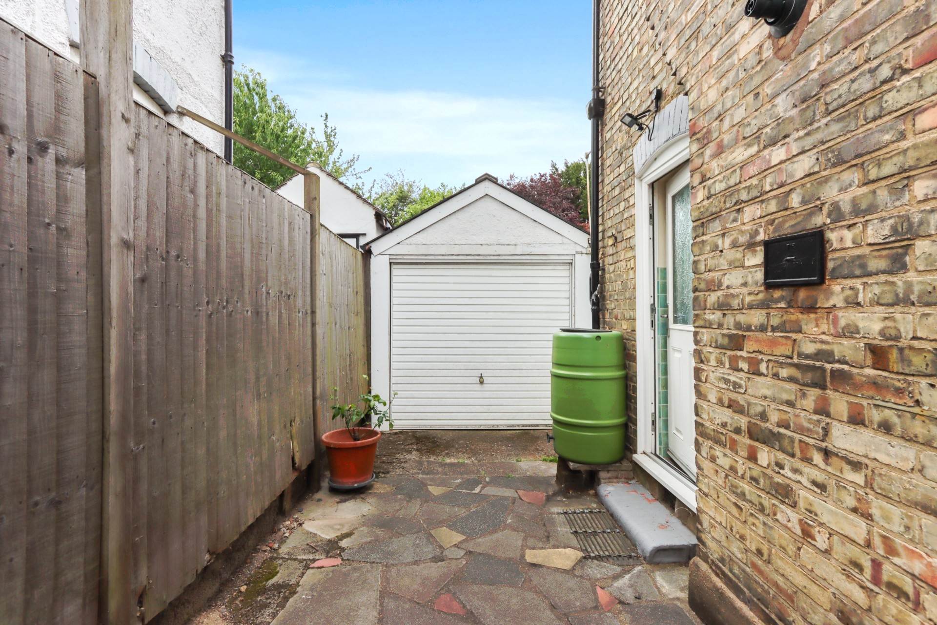 Lewes Road, London, Image 11