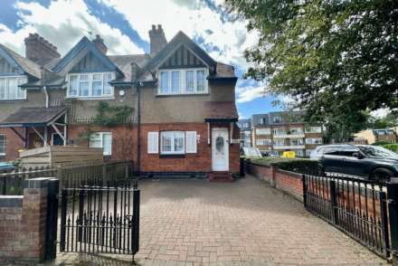 High Street, Southgate, London N14, Image 1