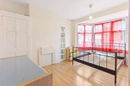 Buxted Road, London, Image 6