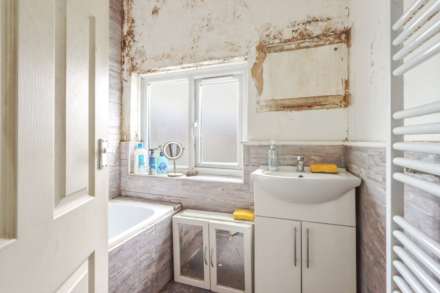 Buxted Road, London, Image 9