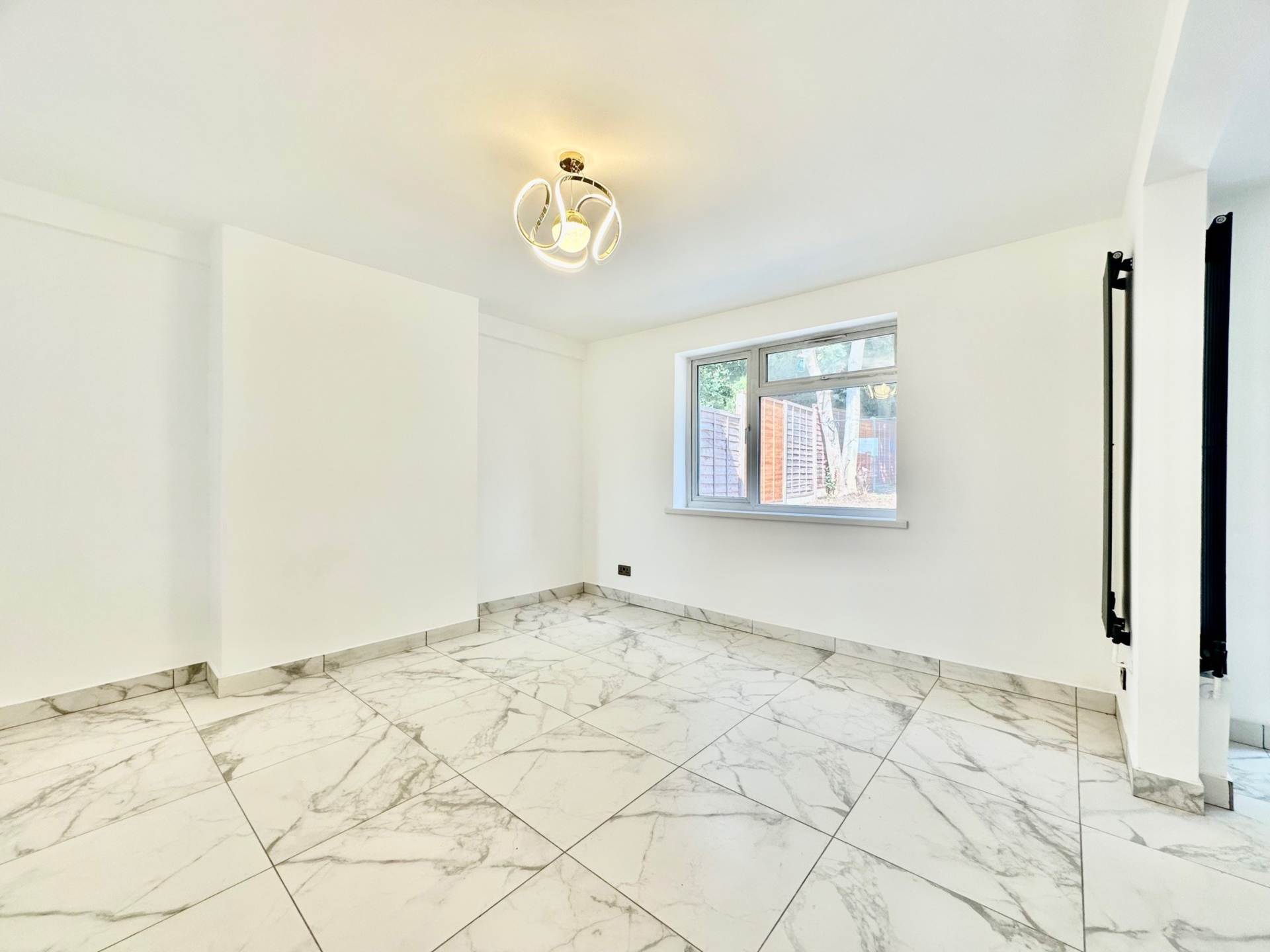 Coppetts Close, North Finchley, London N12, Image 3