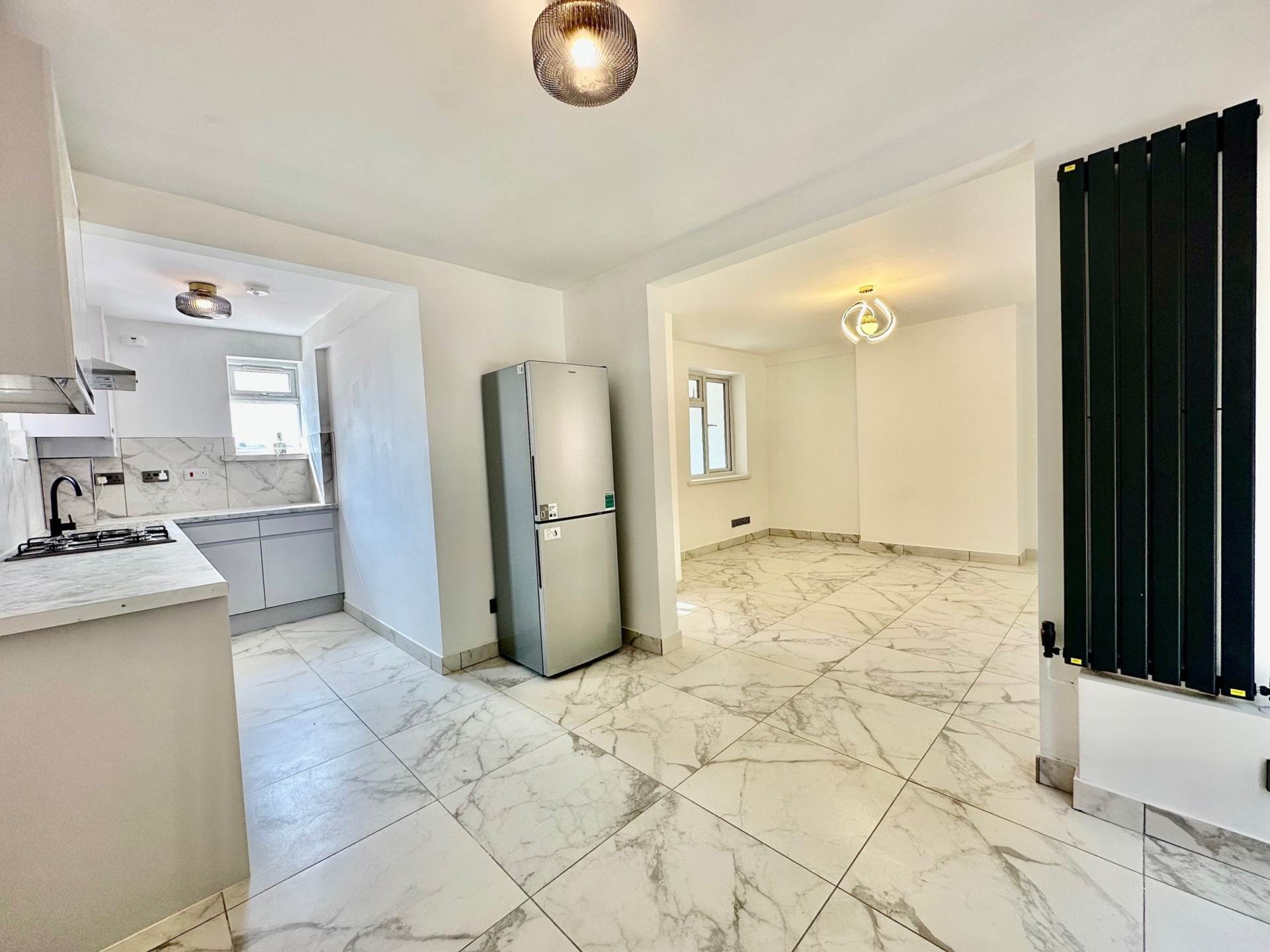Coppetts Close, North Finchley, London N12, Image 7