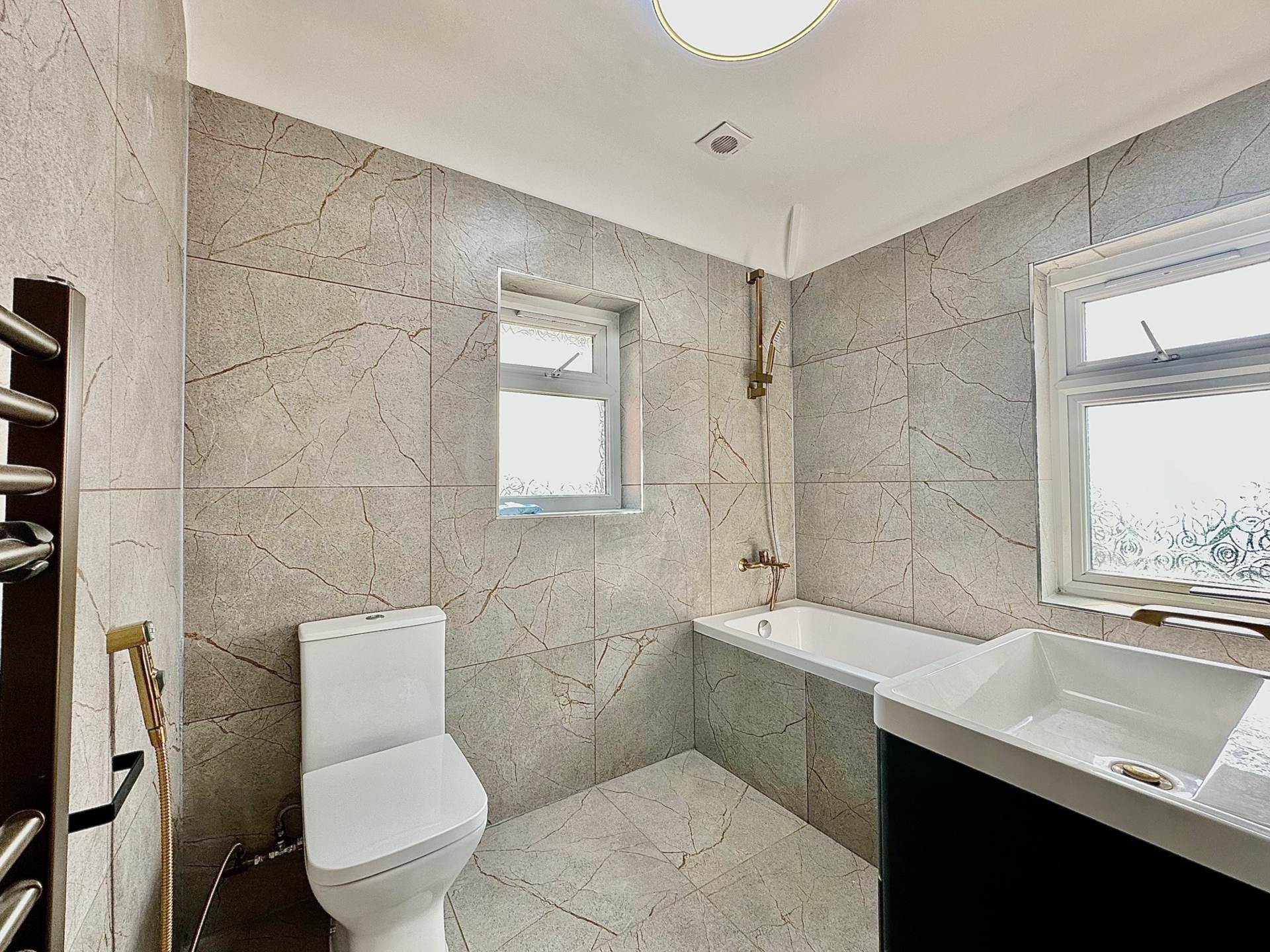 Coppetts Close, North Finchley, London N12, Image 8