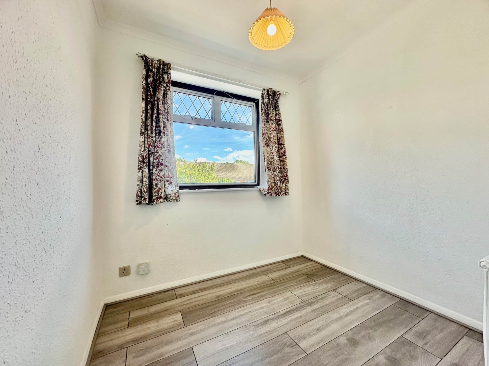 Lilliput Avenue, Northolt UB5, Image 17