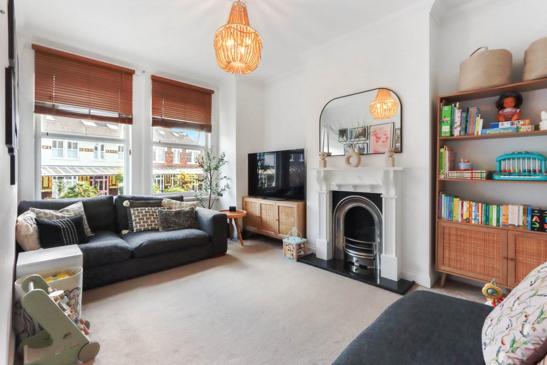 Goldsmith Road, London, Image 2
