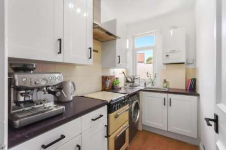Goldsmith Road, London, Image 5