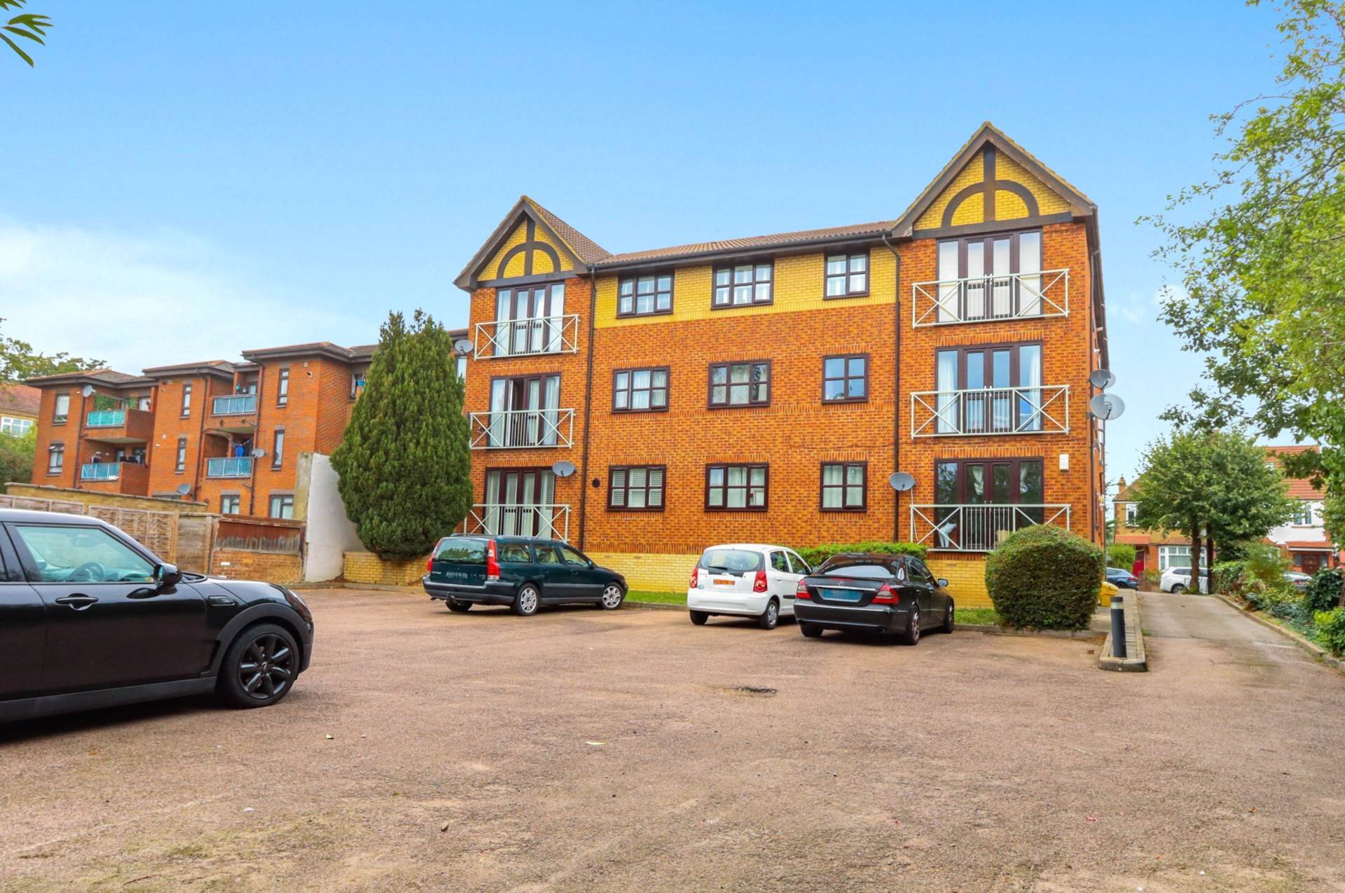 Friern Park, Image 7