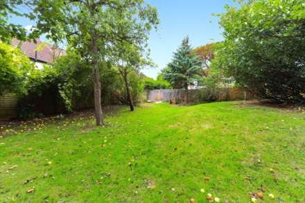 Friern Park, Image 8