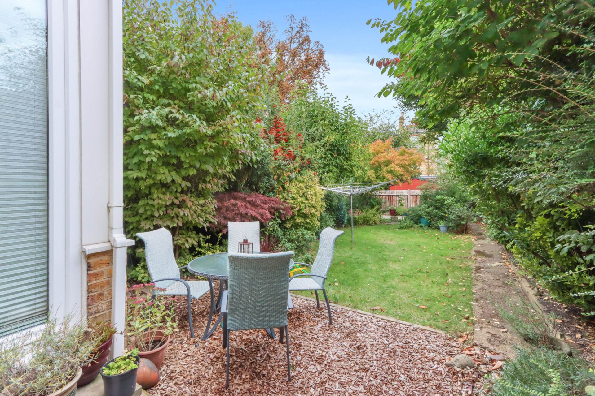 Ramsden Road, London, Image 17