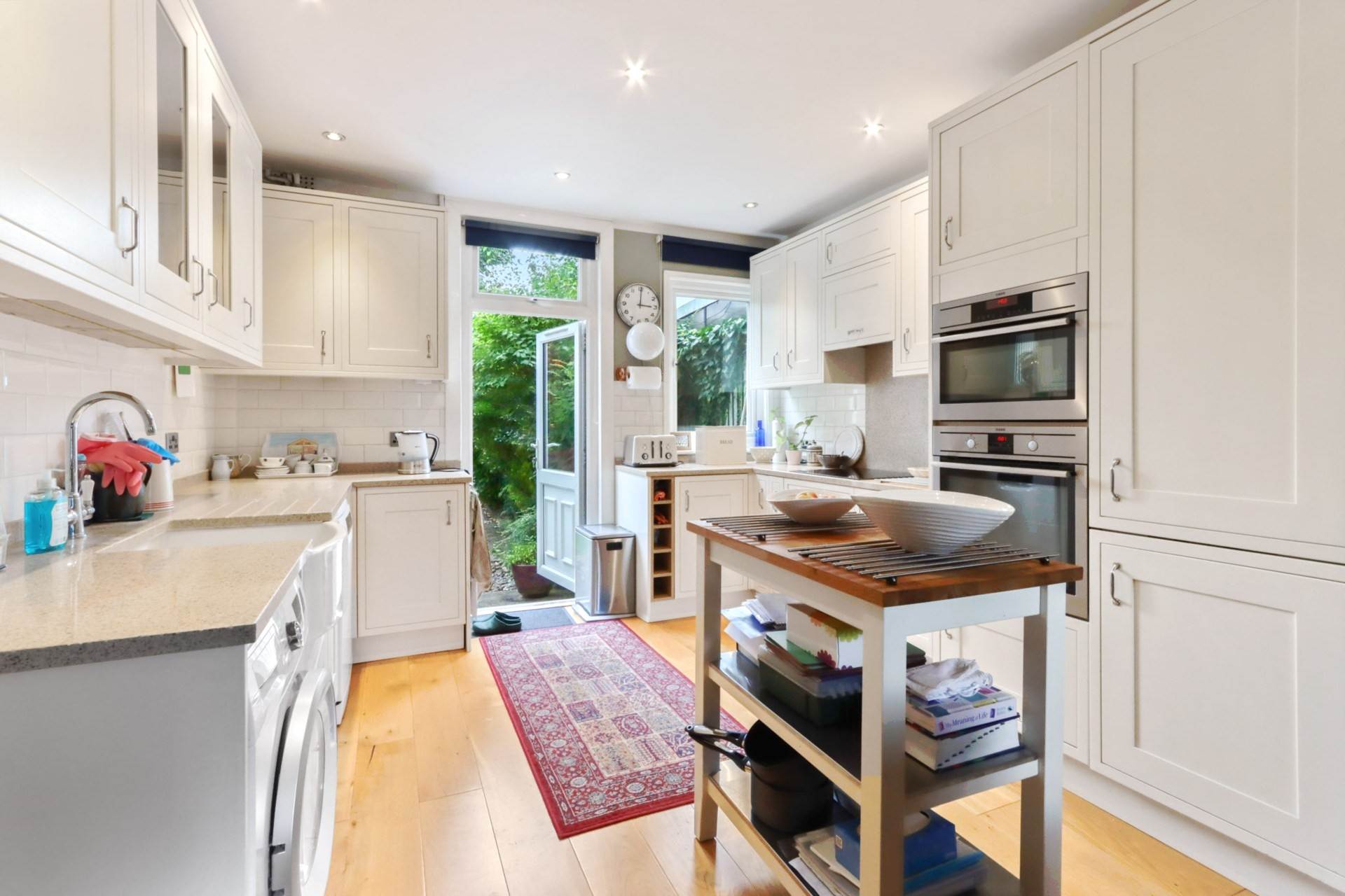 Ramsden Road, London, Image 5