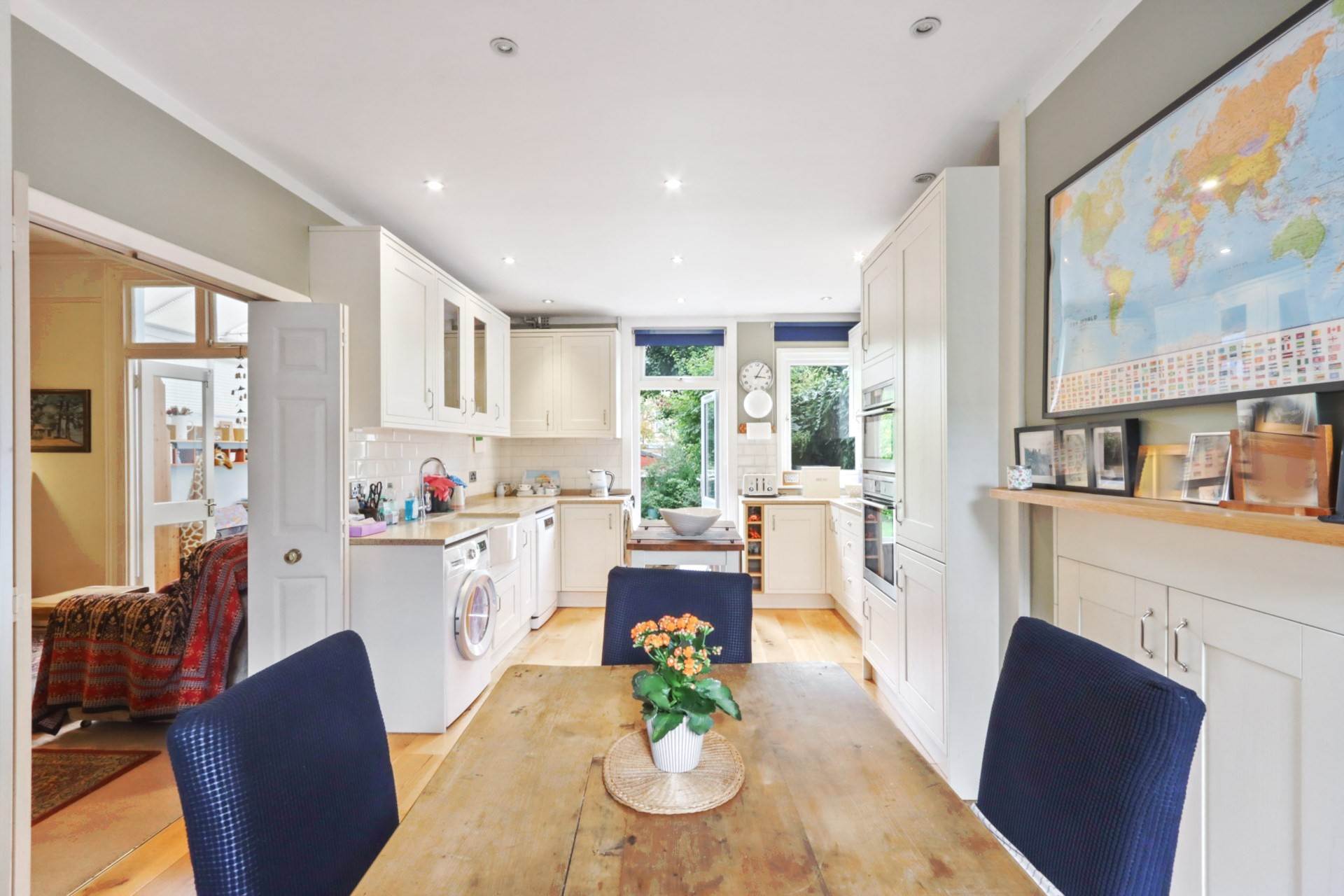 Ramsden Road, London, Image 6