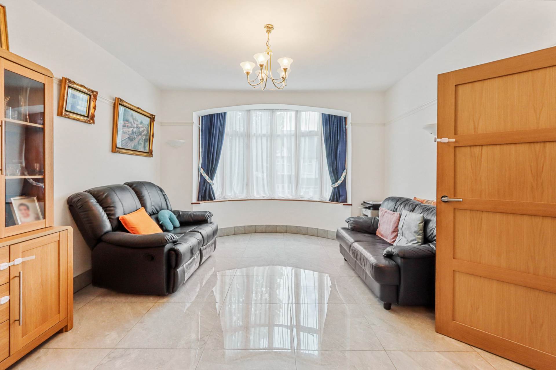 Ferncroft Avenue, London, Image 2