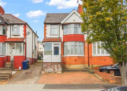 Ferncroft Avenue, London
